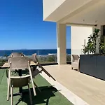 South Villas And Suites