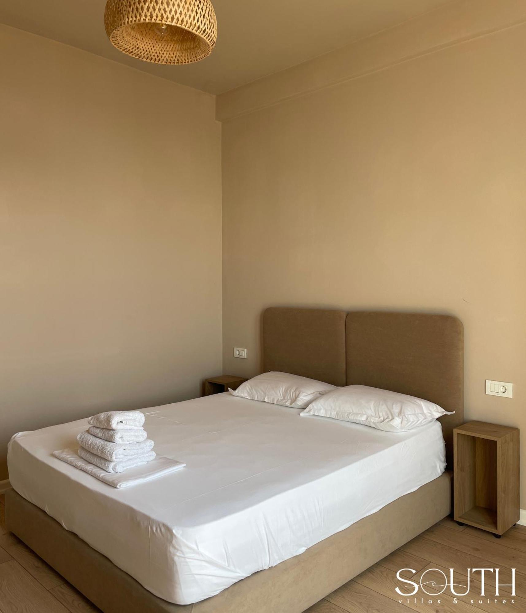 Hotel South And