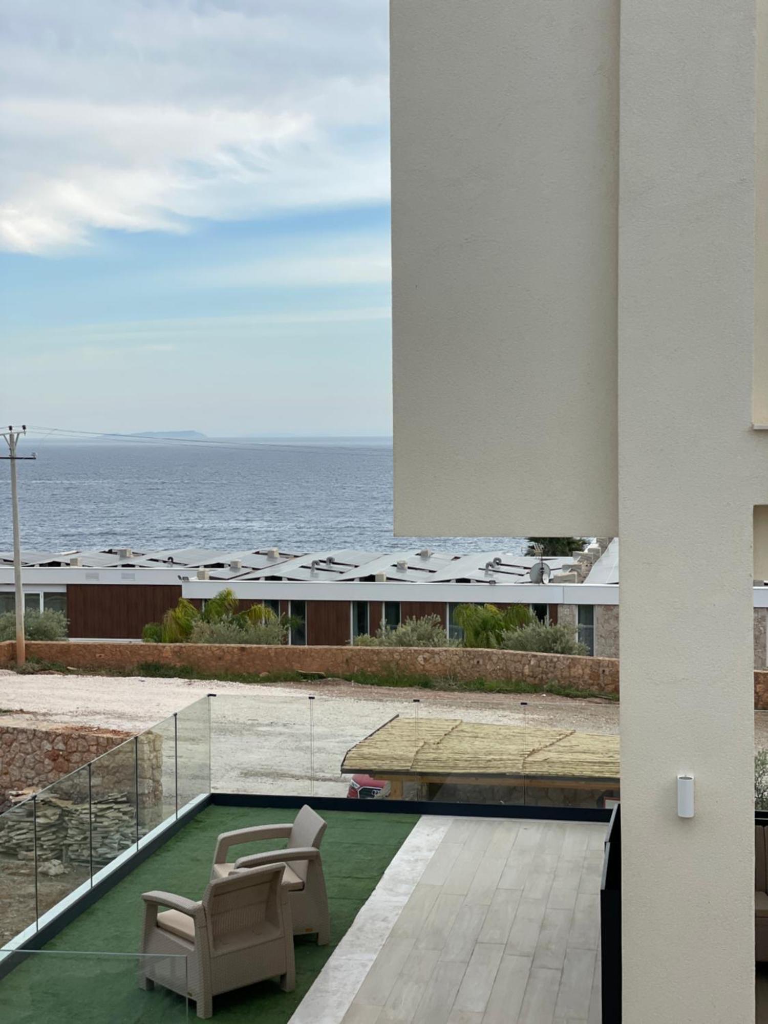 Hotel South And