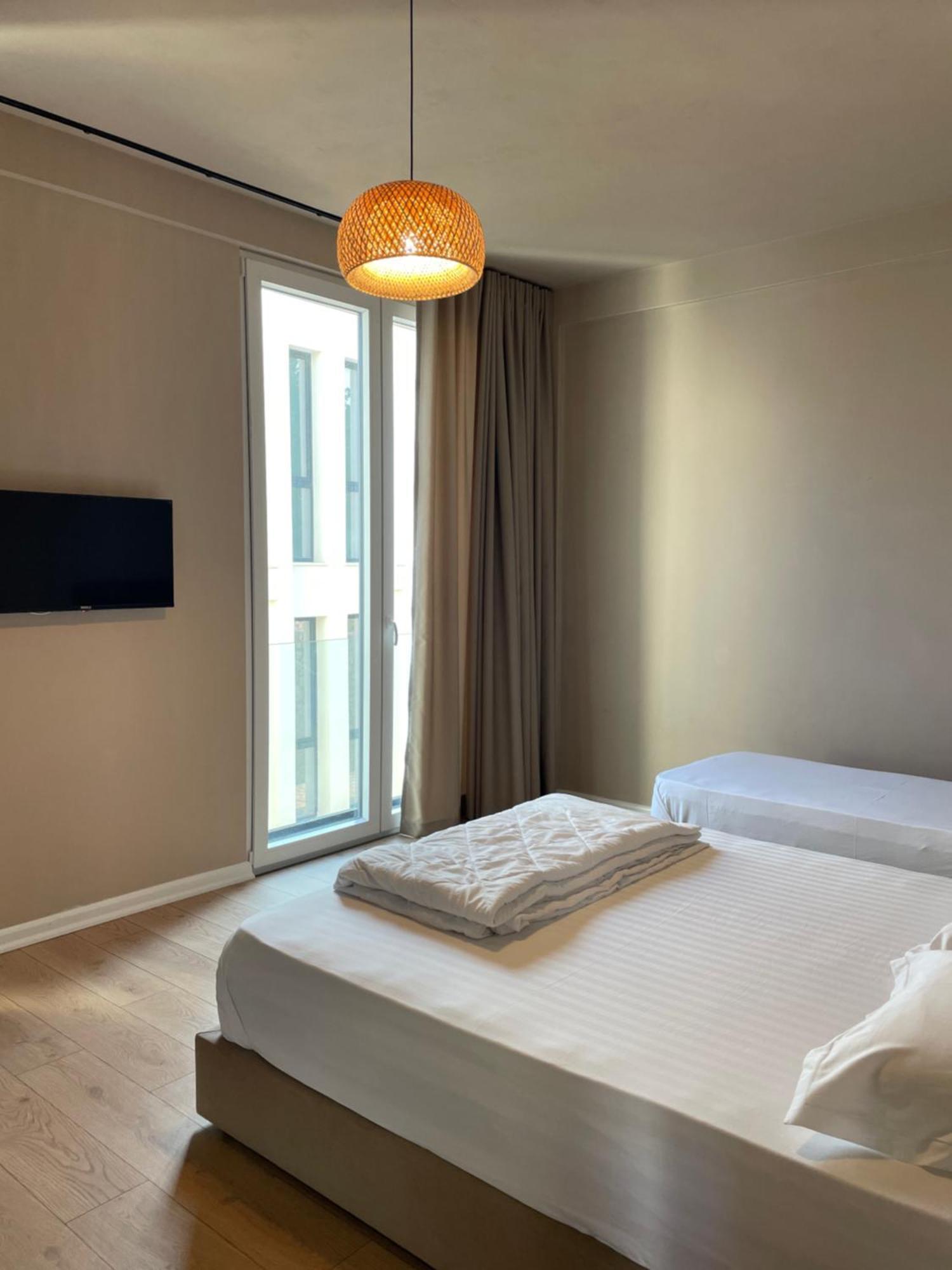 Hotel South And *